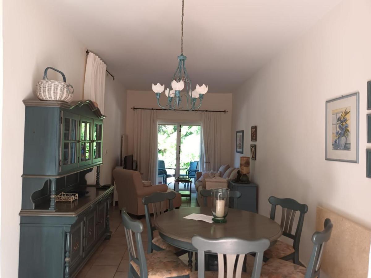 Limnaria Deluxe Maisonette Пафос Екстериор снимка